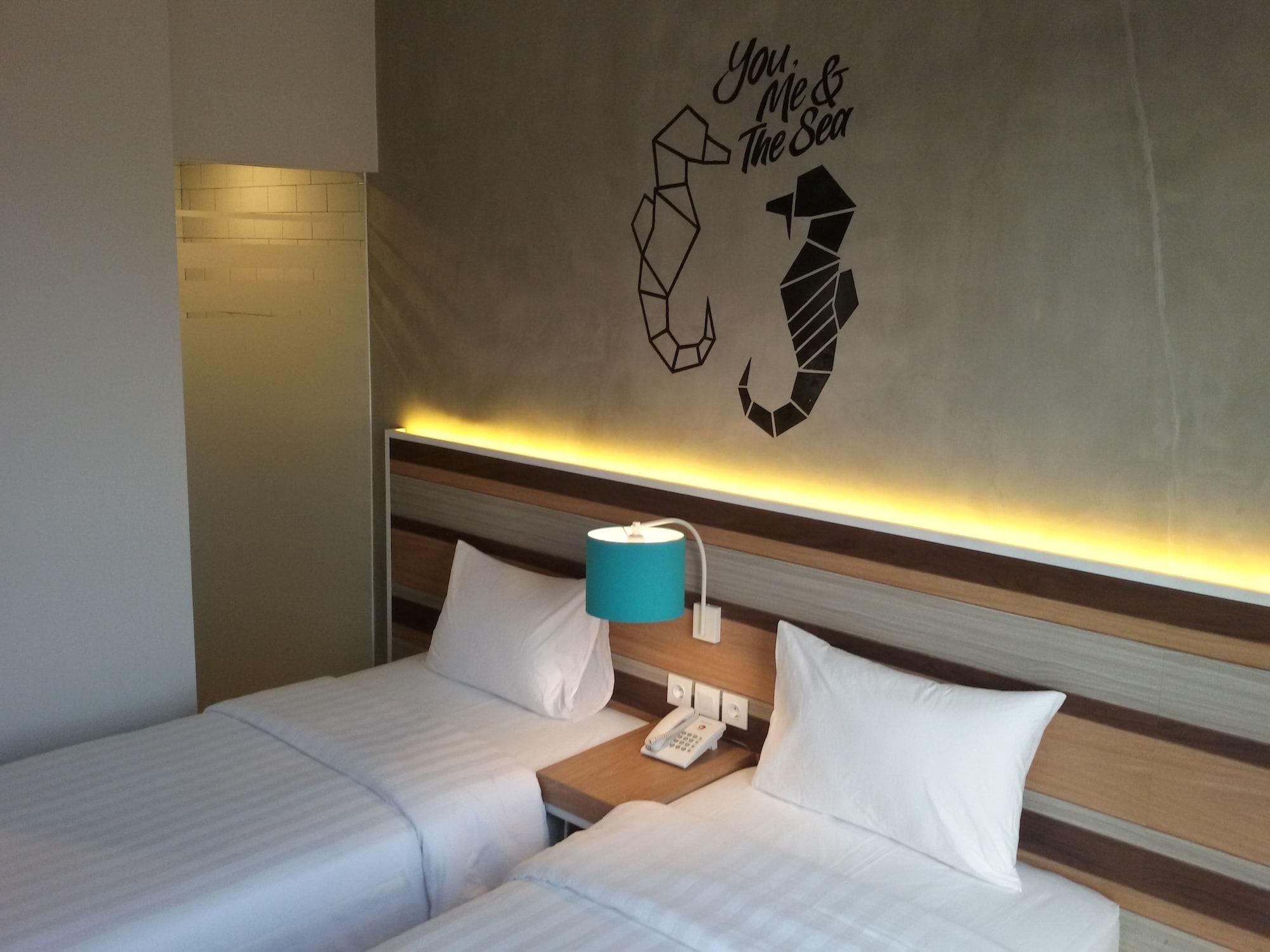 La Lucia Boutique Hotel By Prasanthi Tanjung Pandan Esterno foto