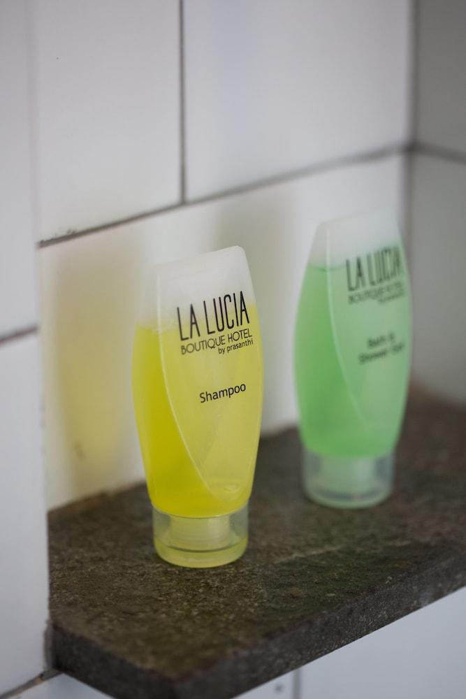 La Lucia Boutique Hotel By Prasanthi Tanjung Pandan Esterno foto