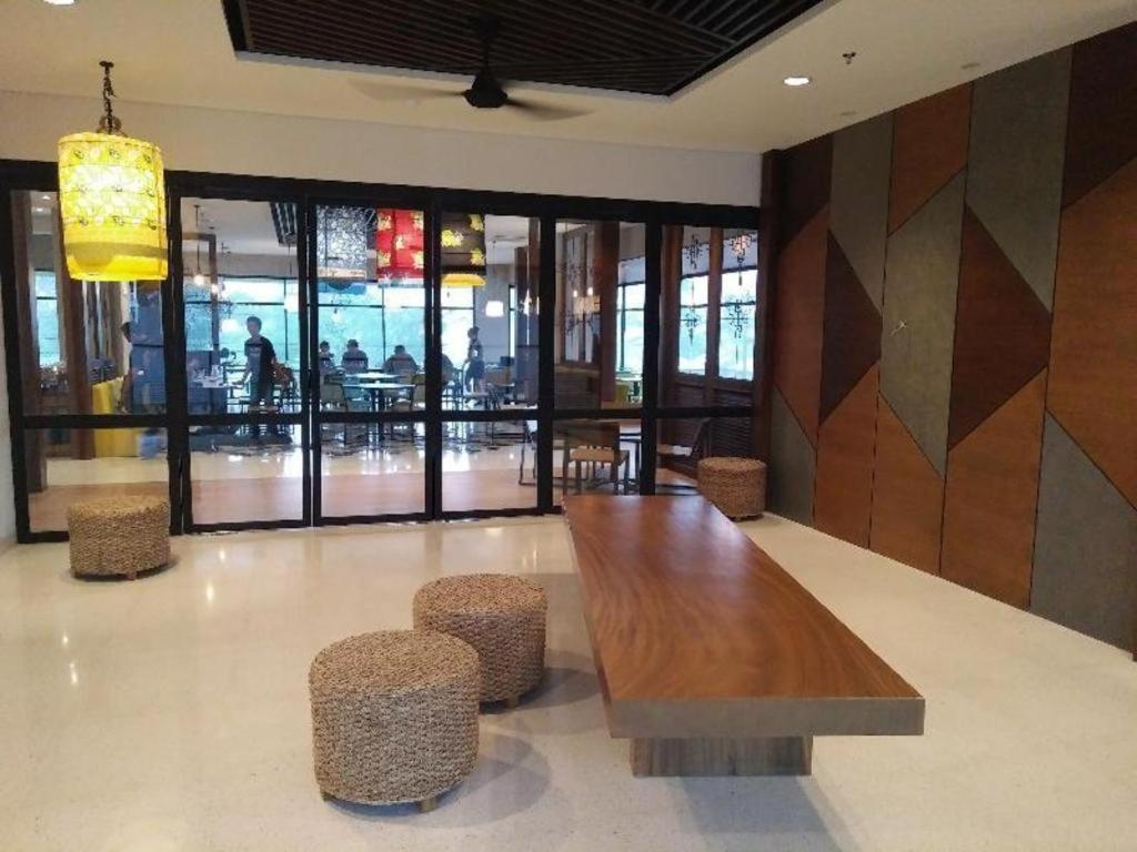 La Lucia Boutique Hotel By Prasanthi Tanjung Pandan Esterno foto